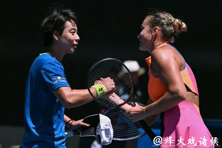 虽败犹荣！白卓璇不敌萨巴伦卡止步次轮